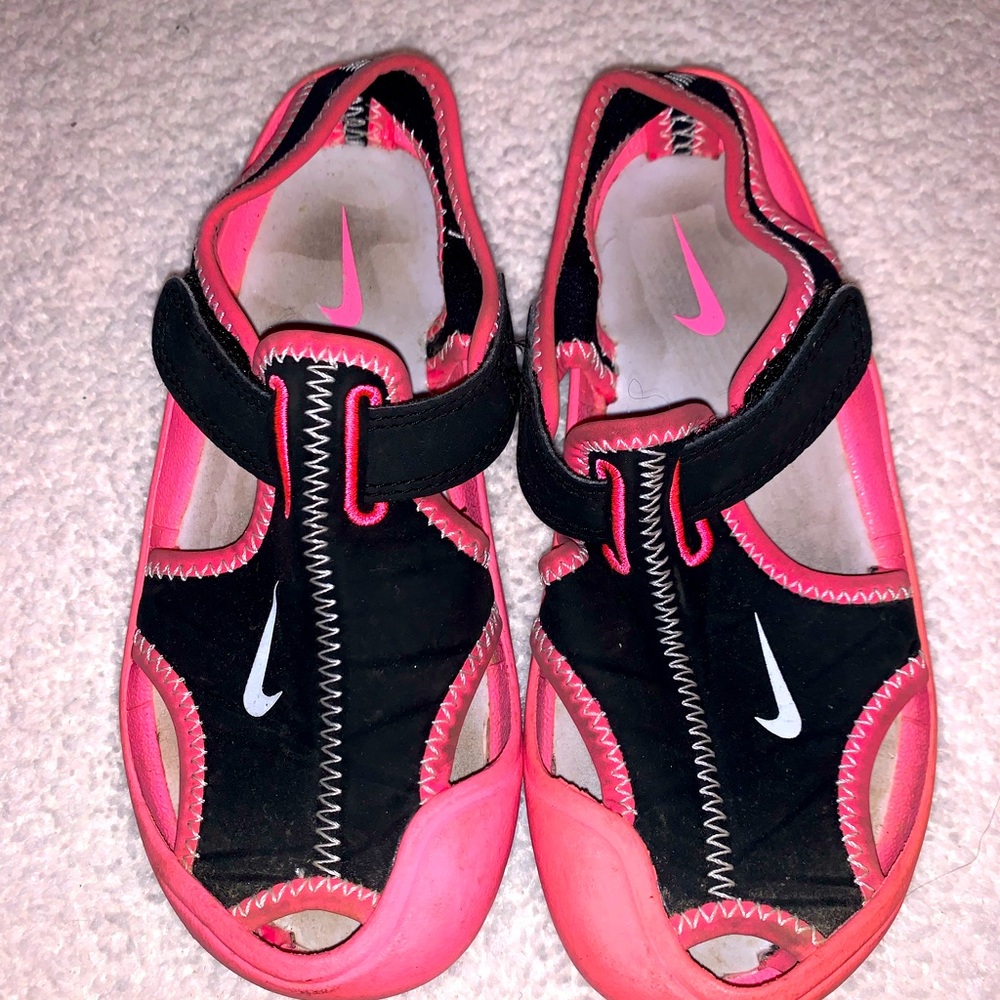 Little girls Nike Water sandals